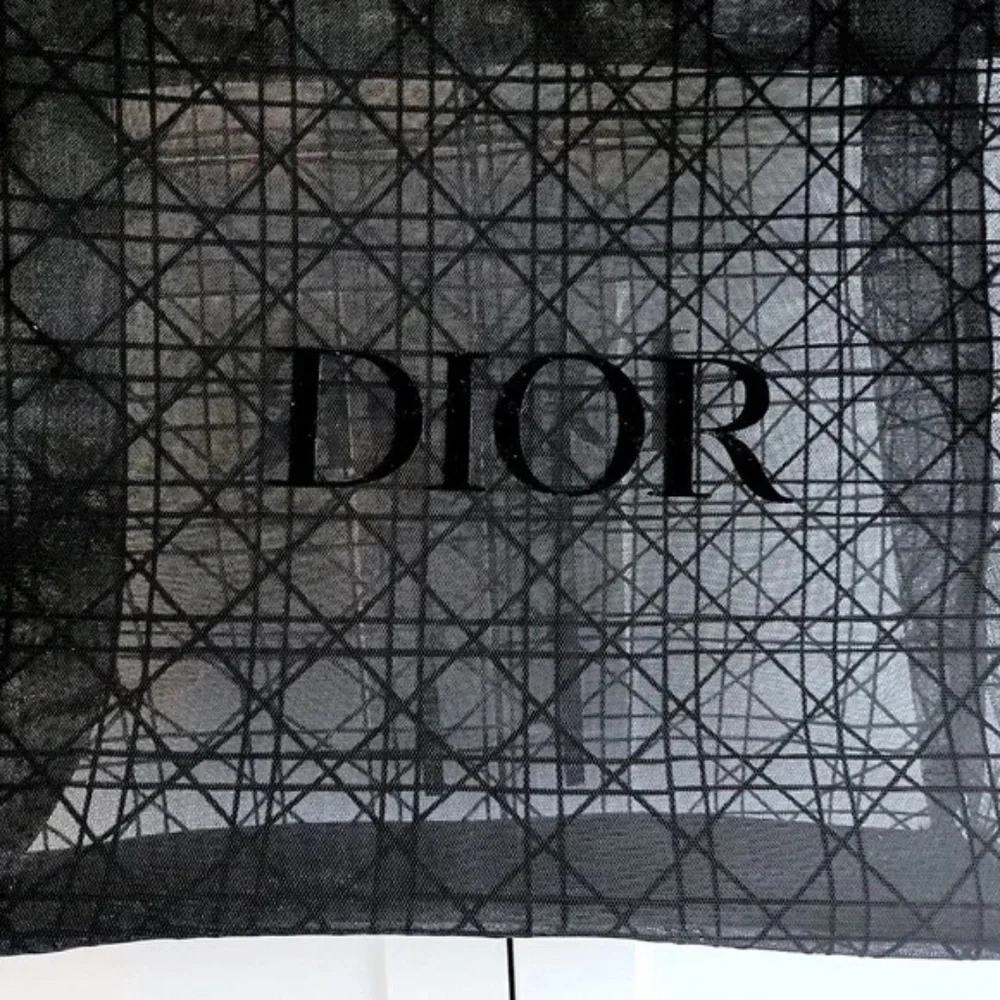 💋Christian Dior Beauty Parfums Makeup Black Velvet Mesh Large Tote Bag. - Picture 5 of 6